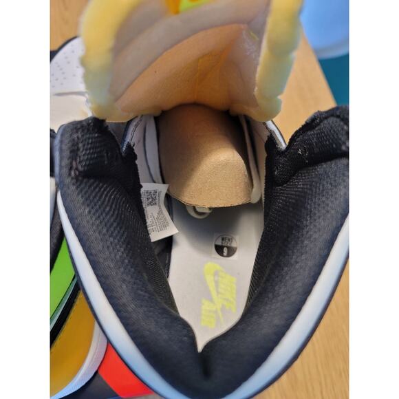 Nike Air Jordan 1 Retro Volt gold sz 9 - Picture 5 of 8